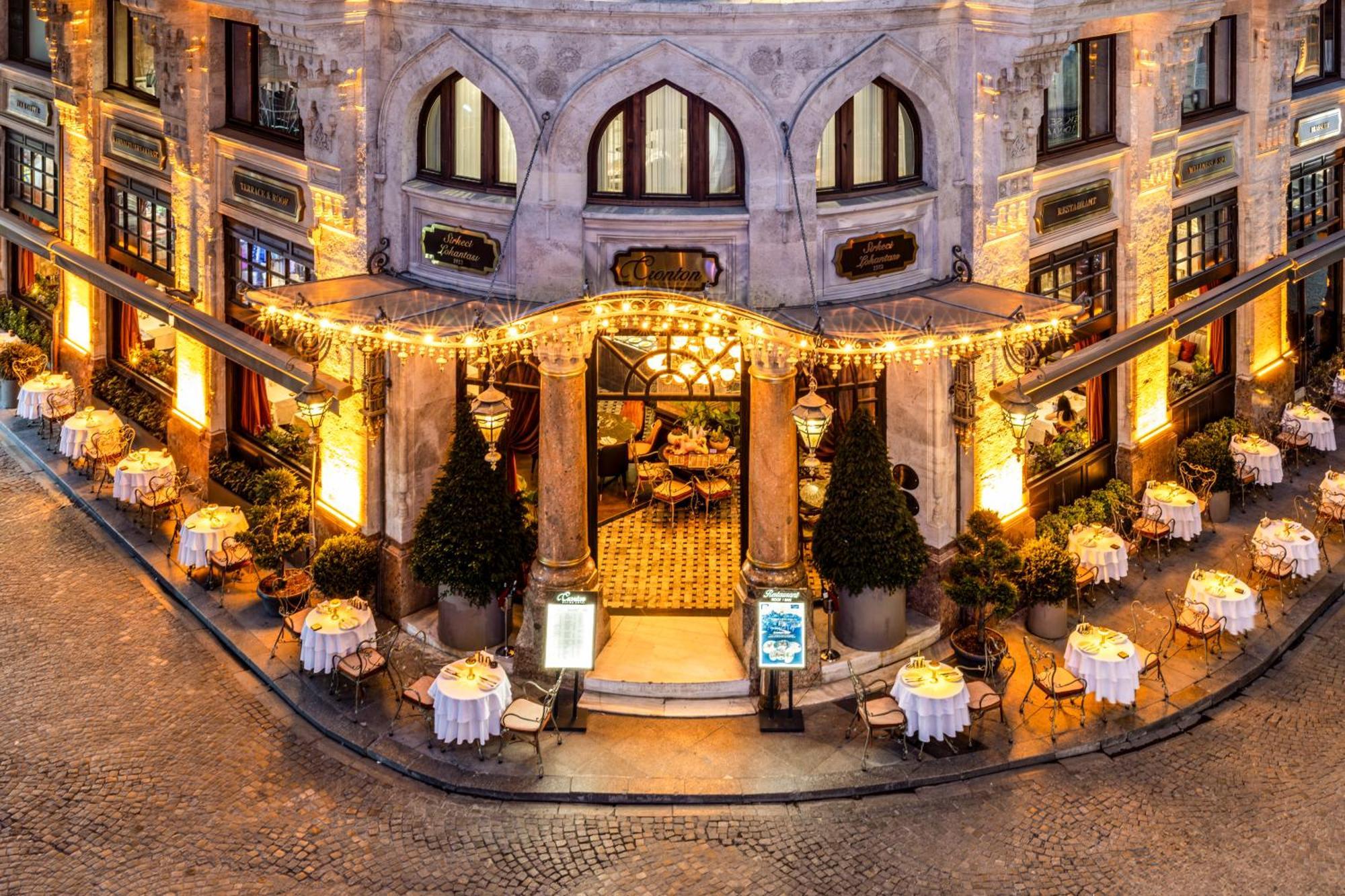 Cronton Design Hotel İstanbul Dış mekan fotoğraf The restaurant in 2016